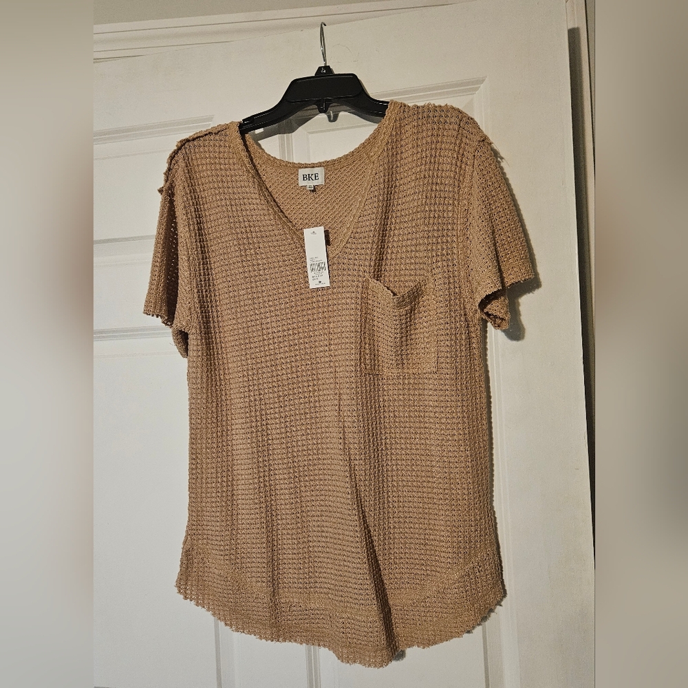 BKE Women's Beige Textured Short Sleeve Tee
